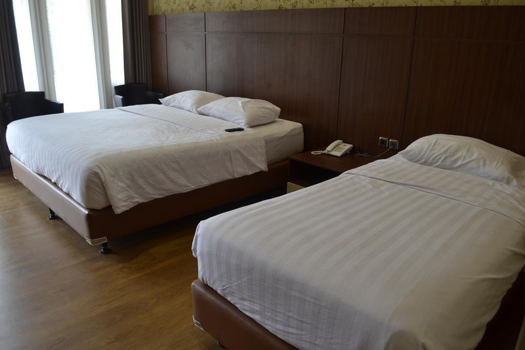 Hotel Selecta Batu  Zimmer foto