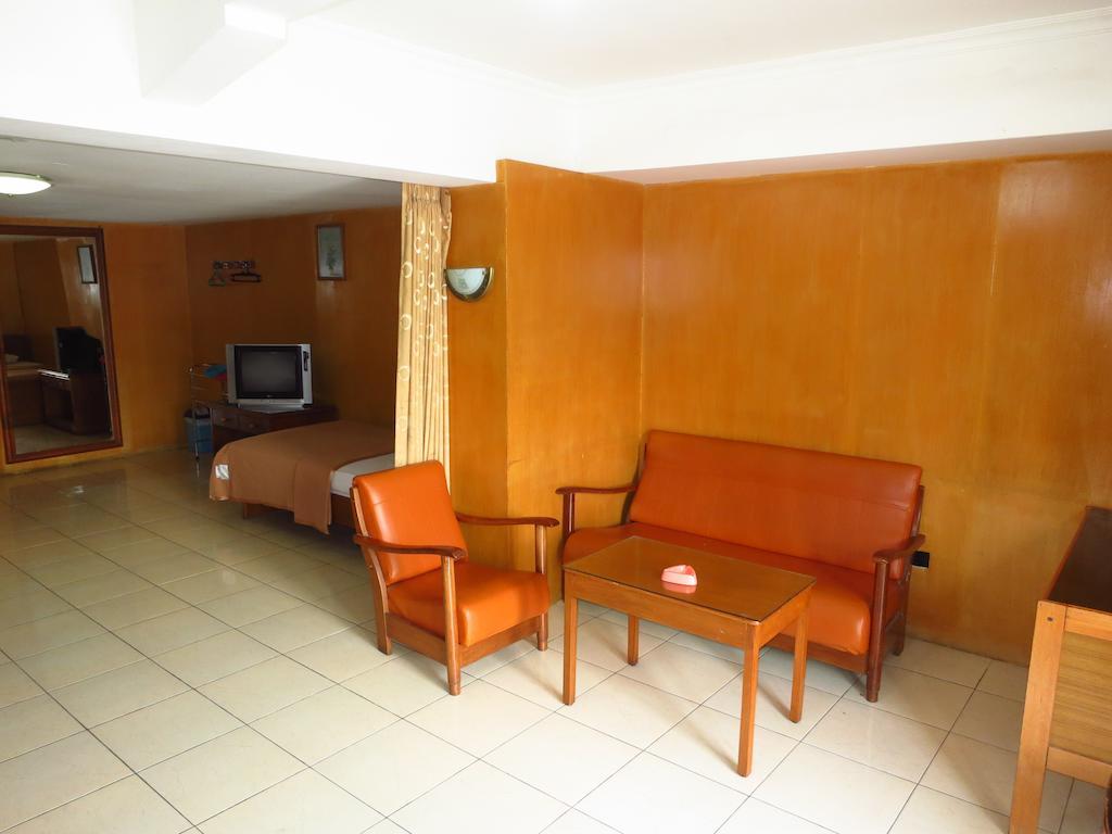 Hotel Selecta Batu  Zimmer foto